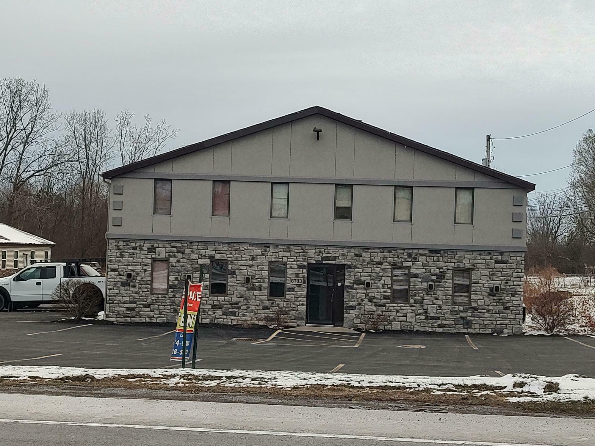 5763 Seneca St - 2,400+/- SF Space available in Professional Office Park