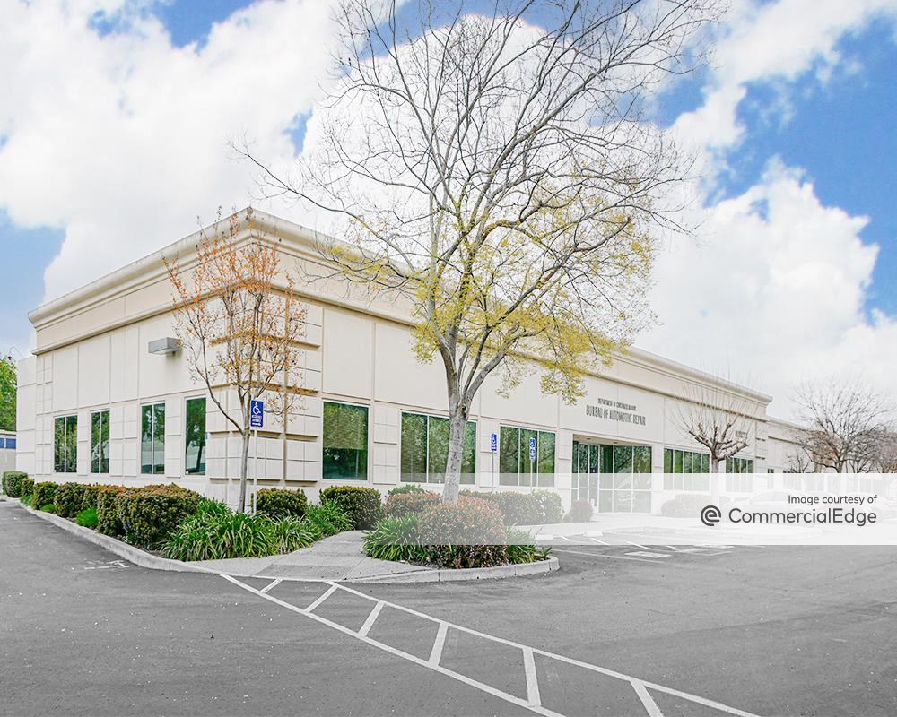 6860-6878 Santa Teresa Blvd