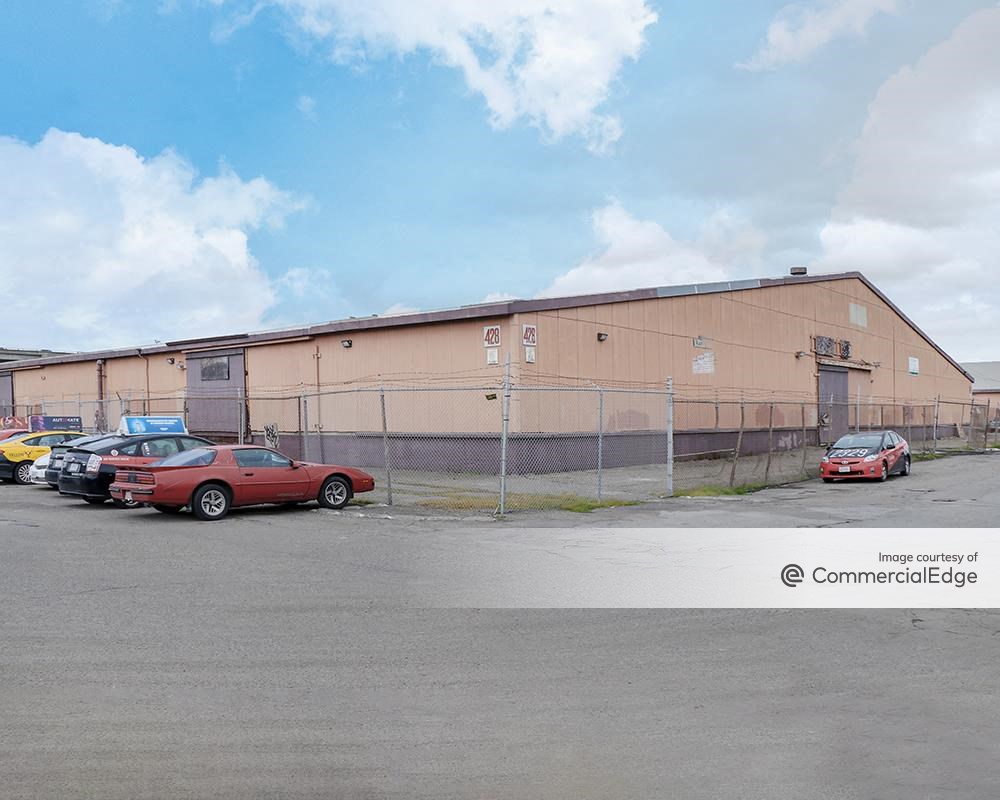 San Francisco Industrial Center - Building 427 & 428