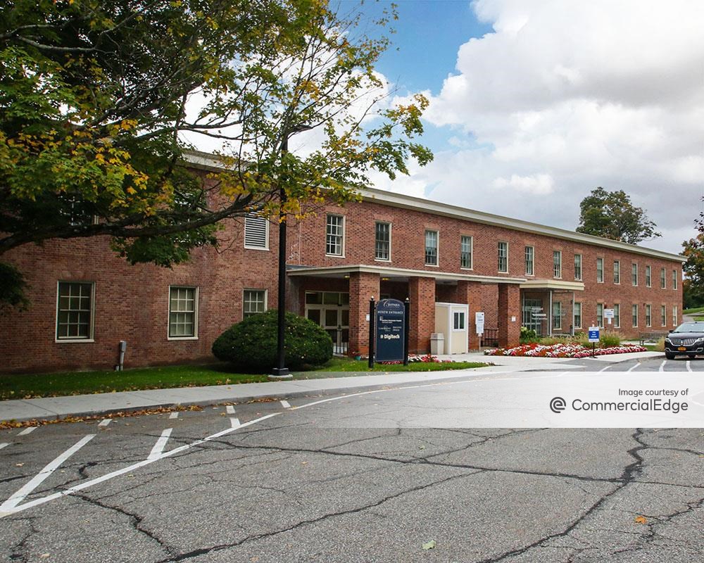 Chappaqua Crossing
