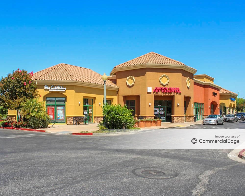 Canyon Creek Plaza