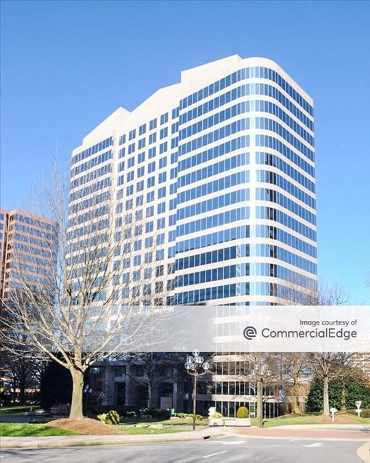Atlanta Galleria Office Park Galleria 600 600 Galleria Pkwy SE