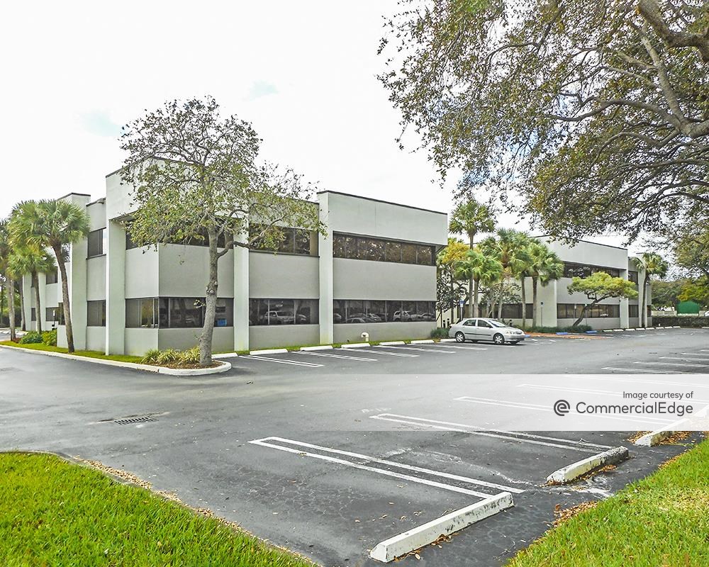 Fairway Corporate Center III - 14645 NW 77th Avenue