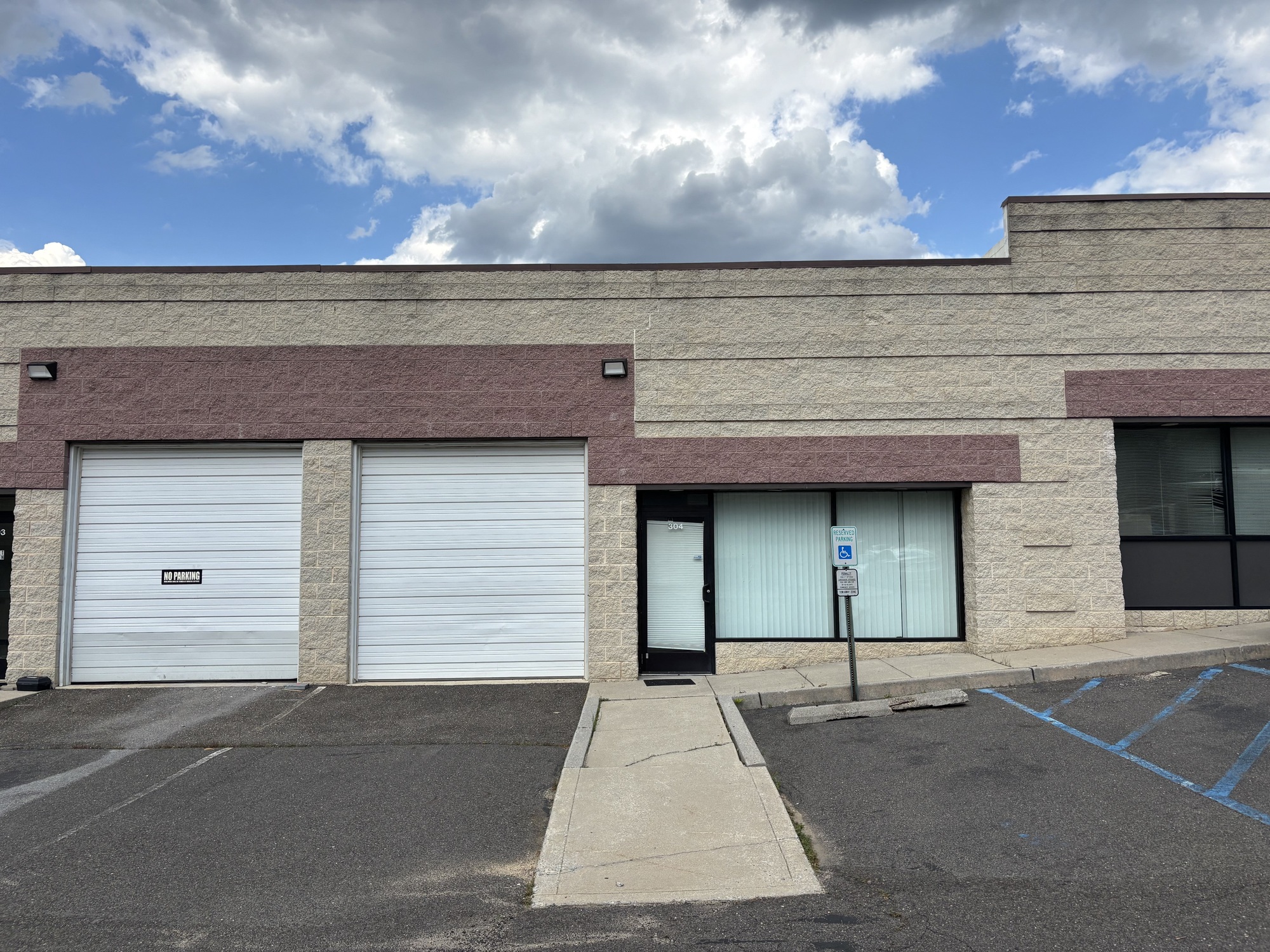 110 Harmon Drive - Building 300