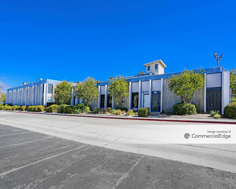 9599 & 9617 Distribution Avenue