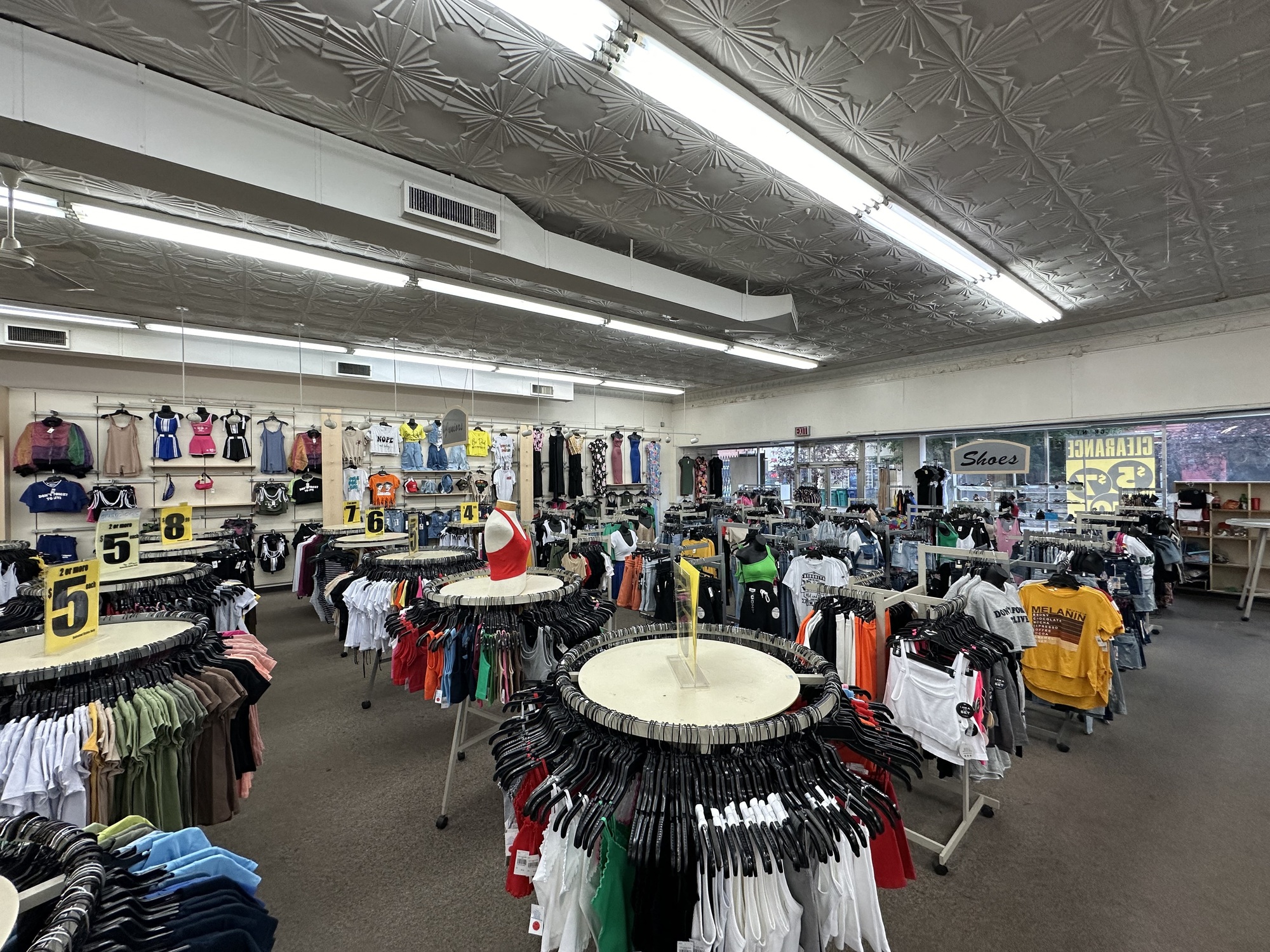 3115 Bailey Ave - 7,100+/- SF Retail Space