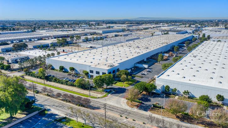 399,473 SF Freestanding Warehouse for Lease