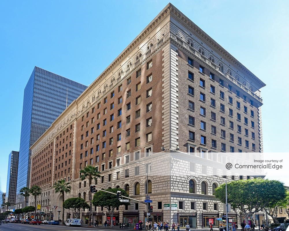 818 West 7th Street