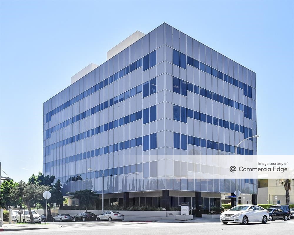 2730 Wilshire
