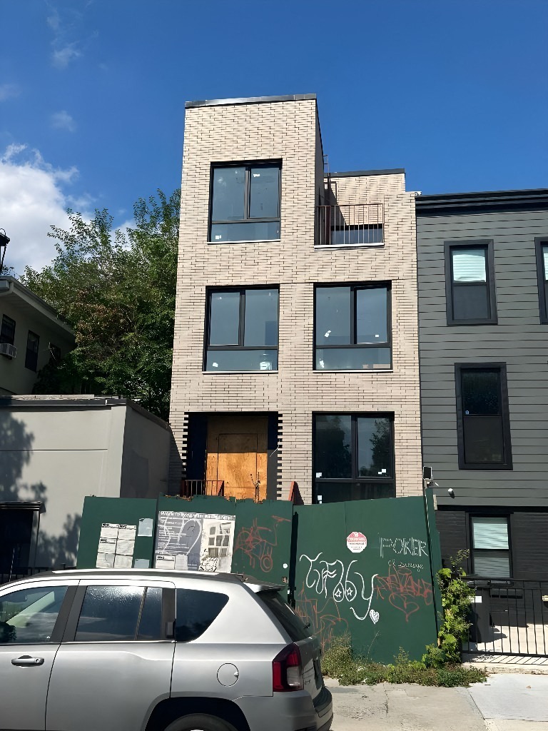 747 Monroe Street