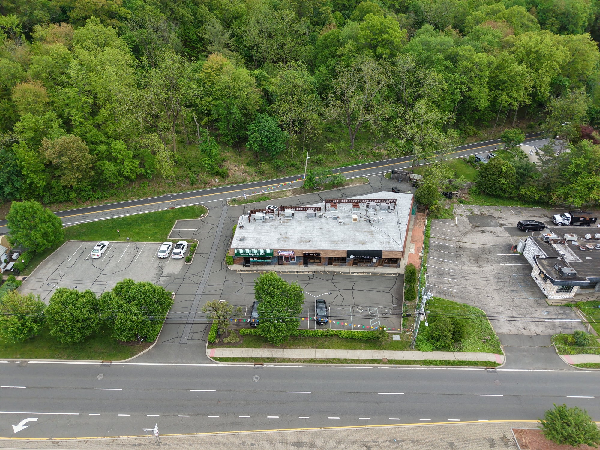 589 Route 303