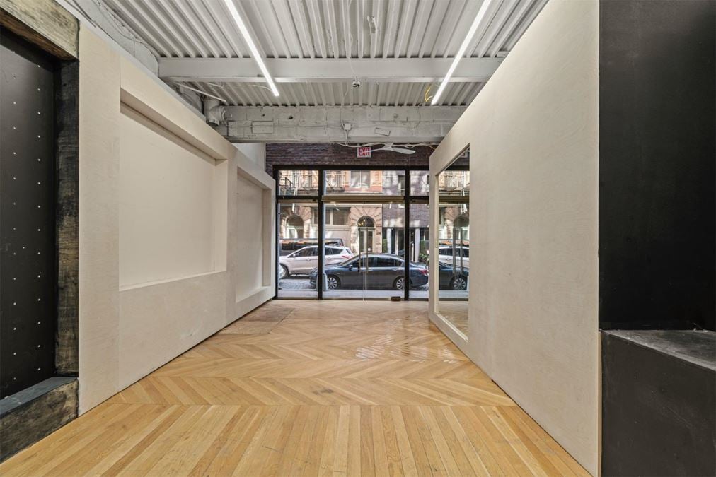 54 Crosby St