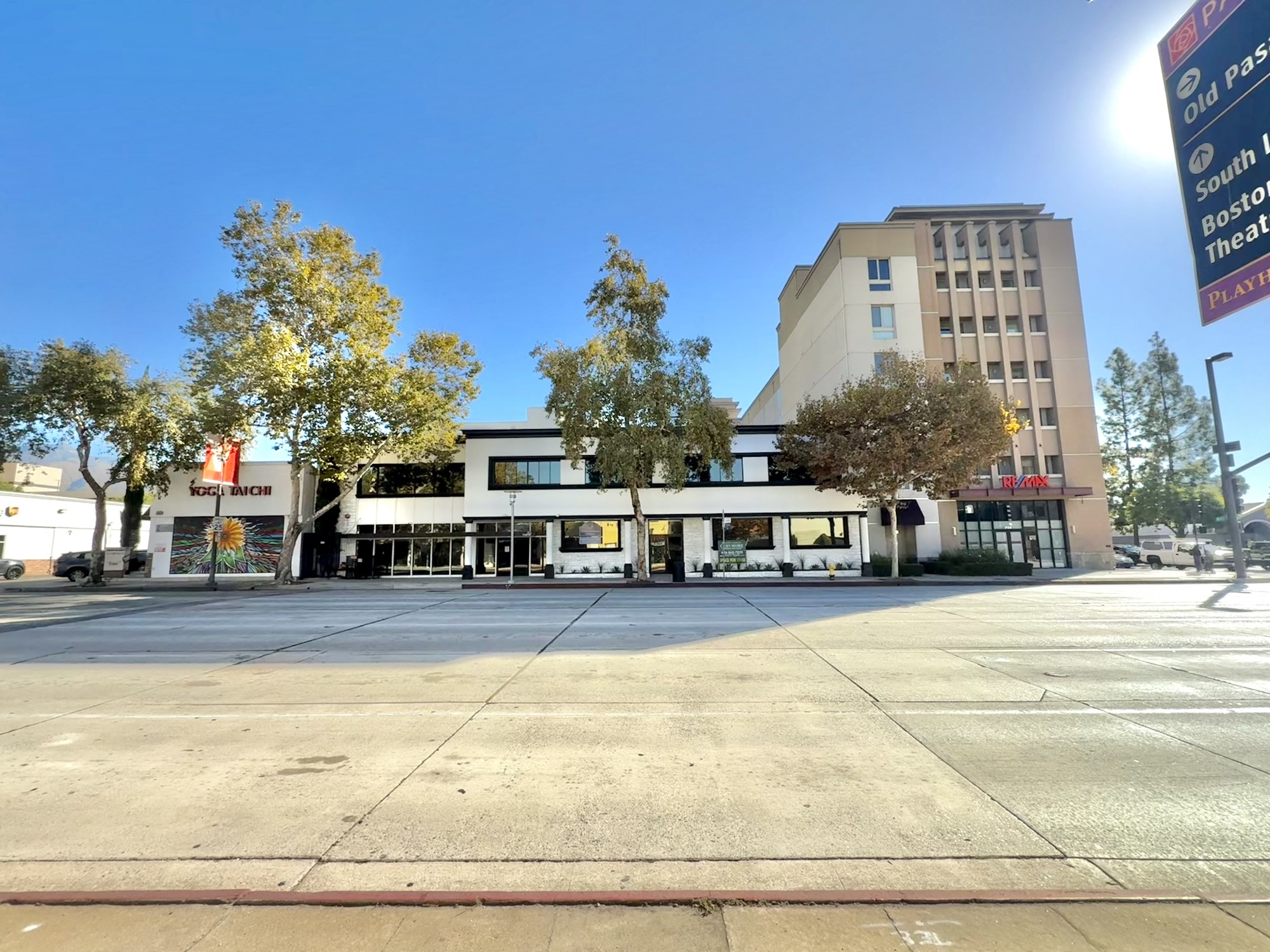 232 N Lake Ave