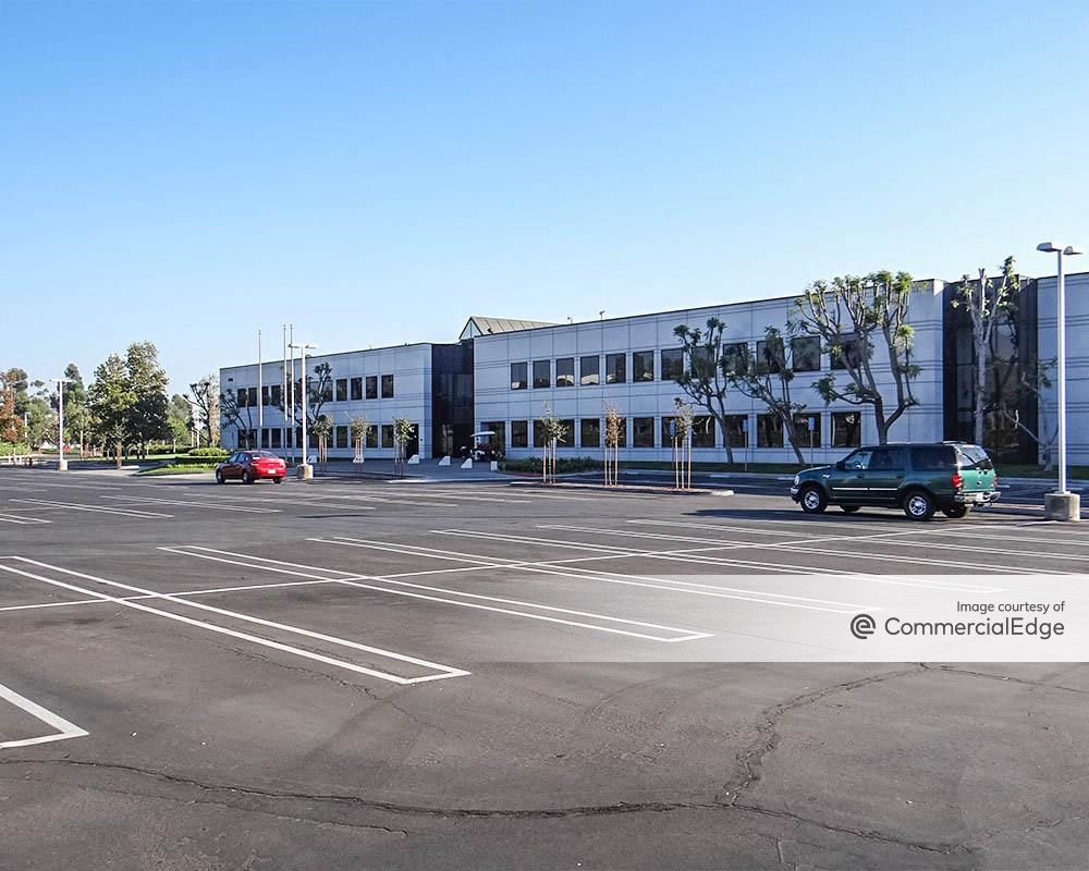 9750 Irvine Blvd