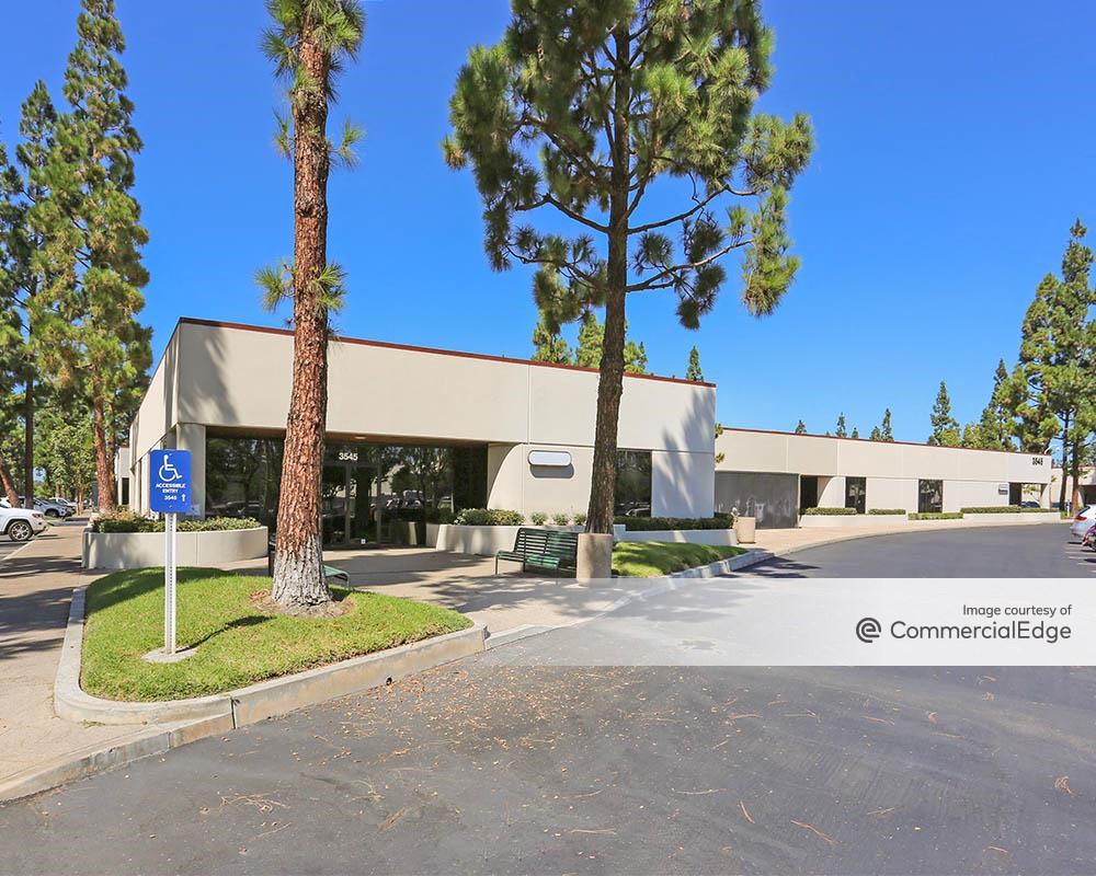 Harbor Gateway Business Center - 1575 Corporate Drive & 3545 Harbor Gateway South