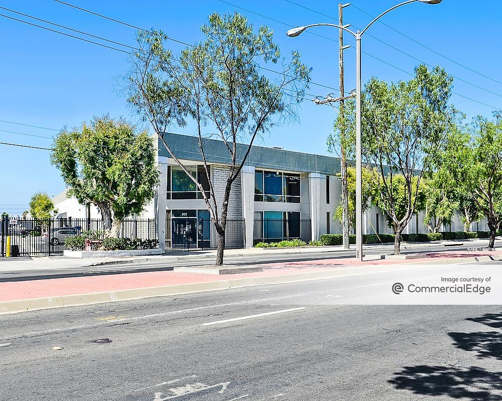 Victoria Business Center
