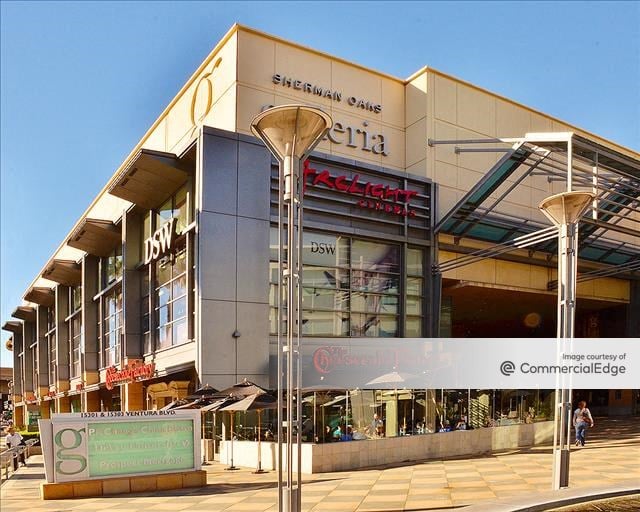 Sherman Oaks Galleria - Courtyard, Garden & Atrium Office Buildings & Shopping Mall