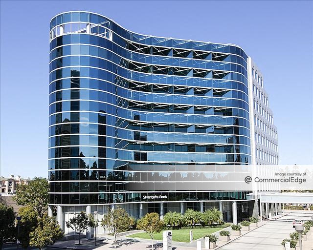 La Jolla Square - 4250 Executive Square