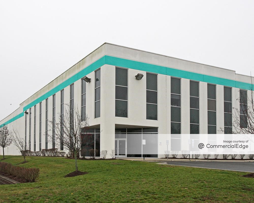 6 Wheeling Road