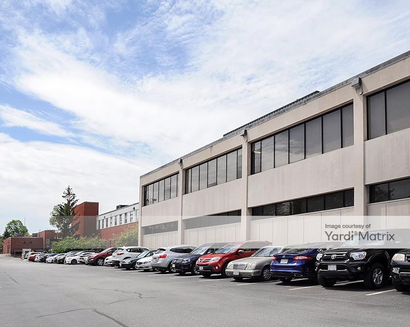 Santander Bank Headquarters - 2 William T. Morrissey Blvd ...