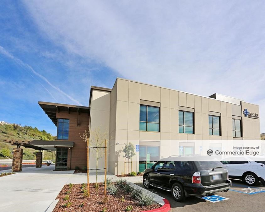 Facey Medical Office Building 14550 Soledad Canyon Road