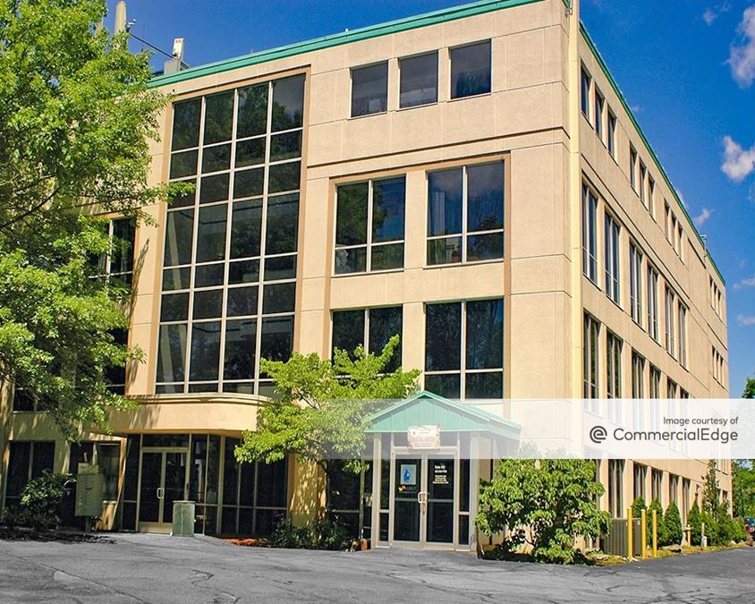 McKnight Plaza 105 Braunlich Drive, Pittsburgh, PA Office Space