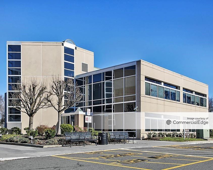 Lawrence Executive Center - 3140 Princeton Pike, Lawrenceville, NJ | Office Space
