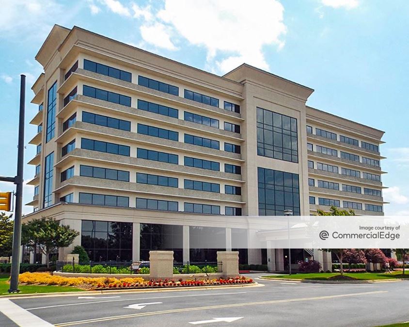 Commerce Center 2101 Clinton Avenue West, Huntsville, AL Office Space
