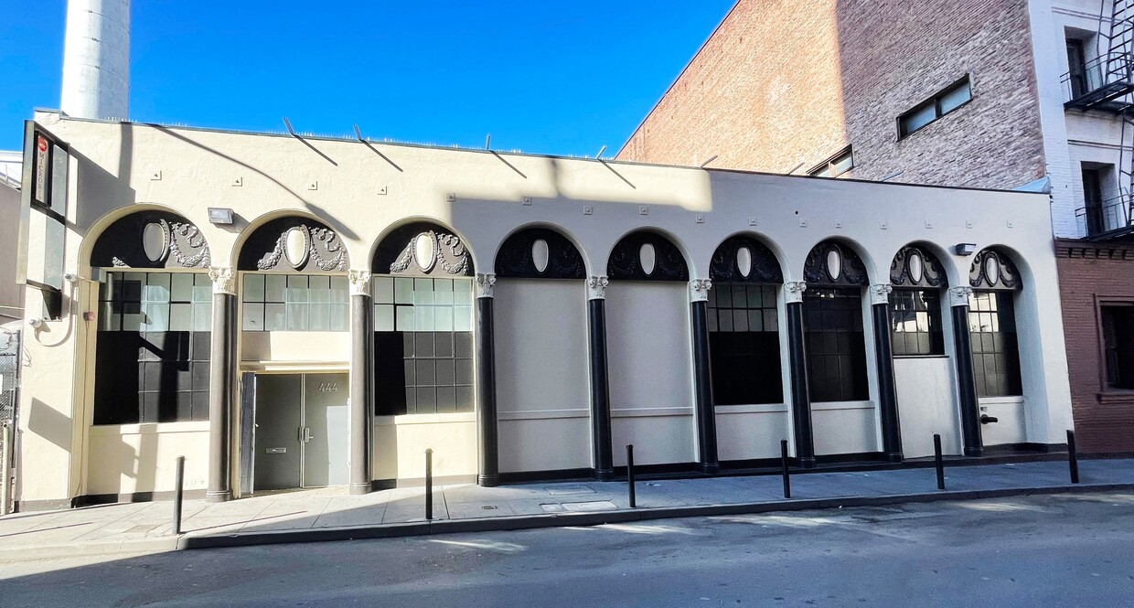 444 Jessie St