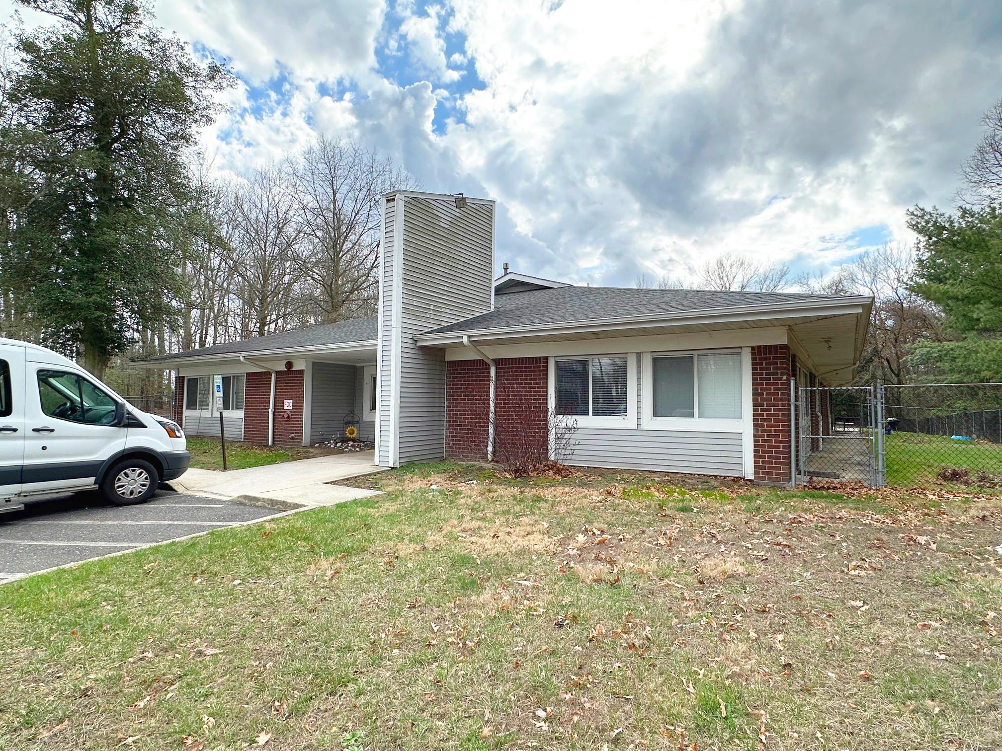 943 Little Gloucester Rd