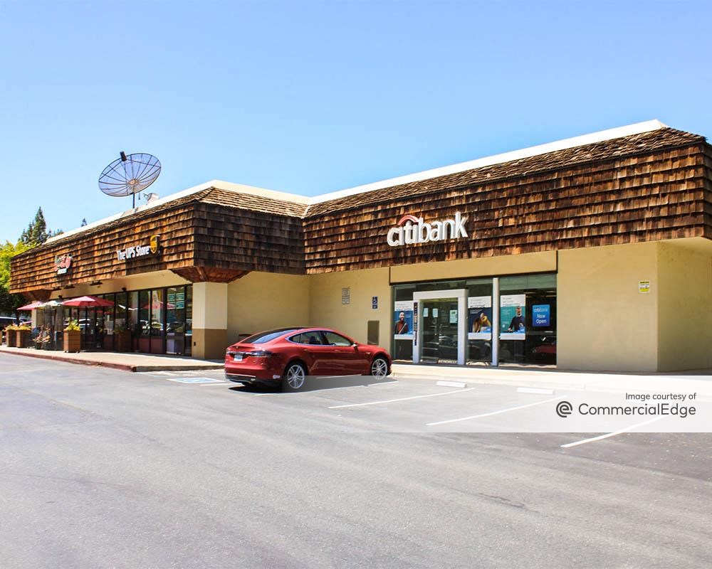 Almaden Oaks Plaza