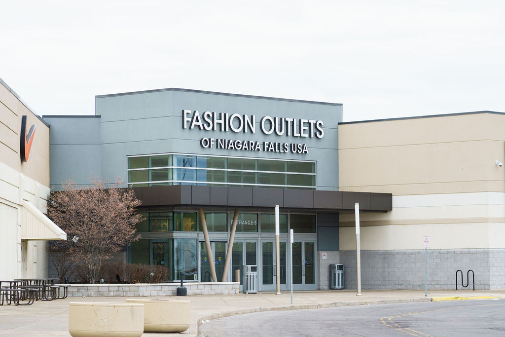 Fashion Outlets of Niagara Falls 1900 Military Rd Niagara Falls NY