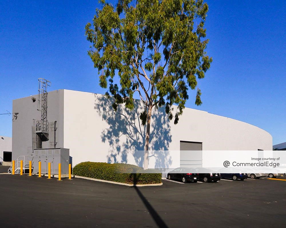 Glendale Commerce Center - 3410-3424 North San Fernando Road & 3550 Tyburn Street