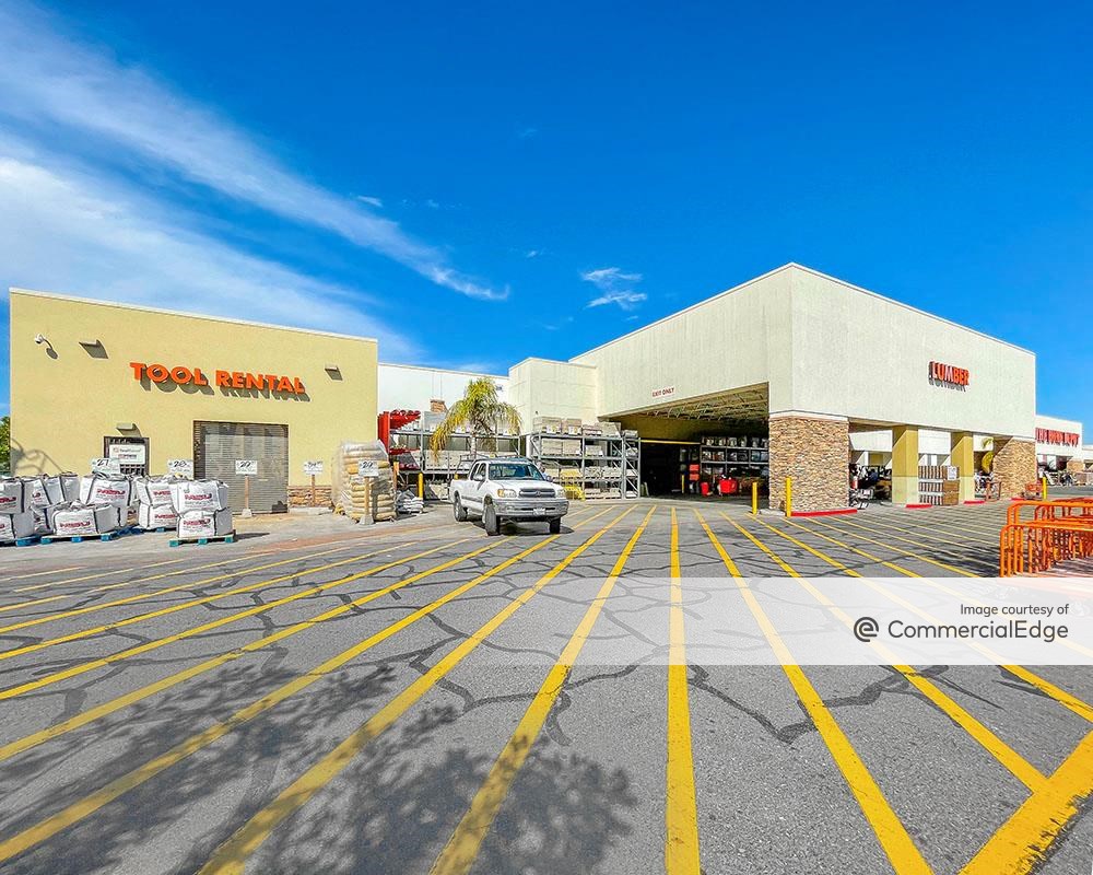 Genesee Plaza Shopping Center