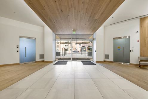 Social Hall Plaza-Offices