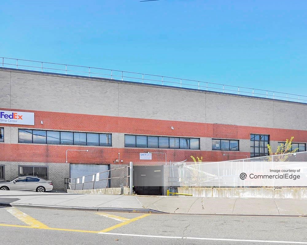 58-95 Maurice Avenue