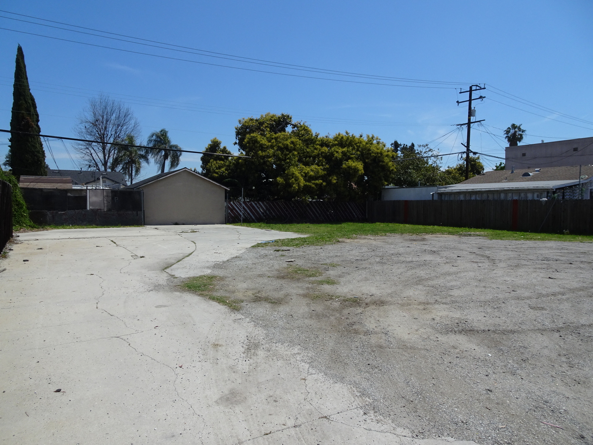 5564 Atlantic Ave