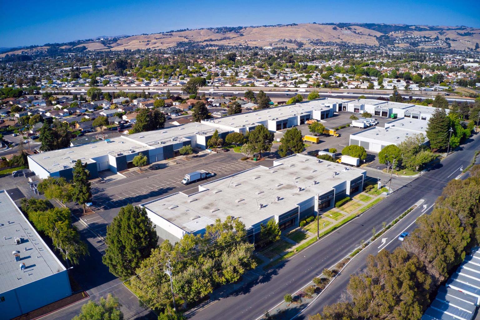 Parkway Commerce Center