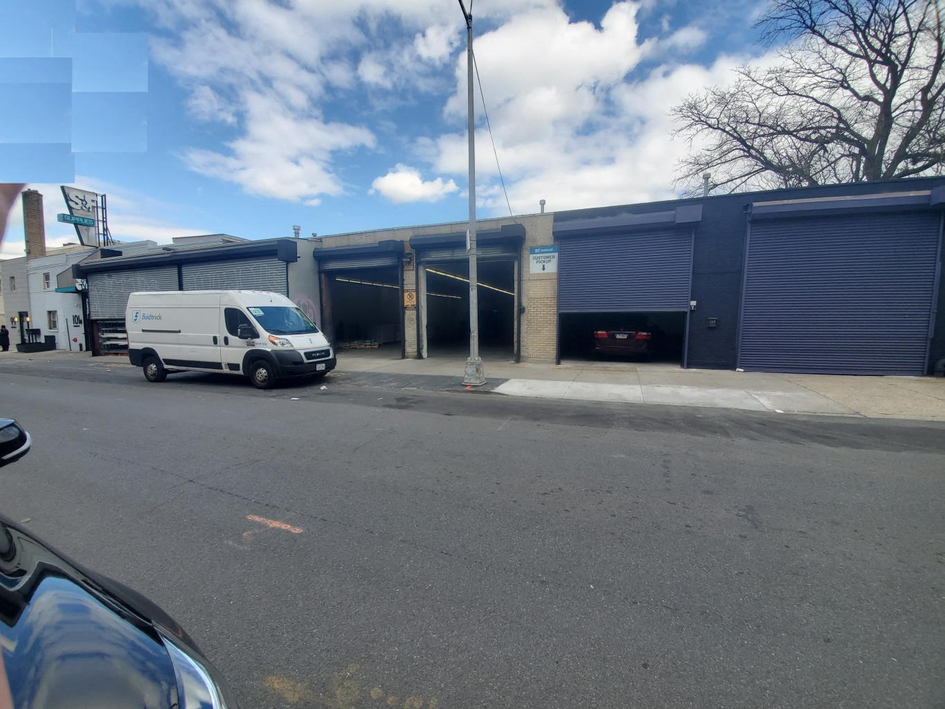 105 Emerson Pl