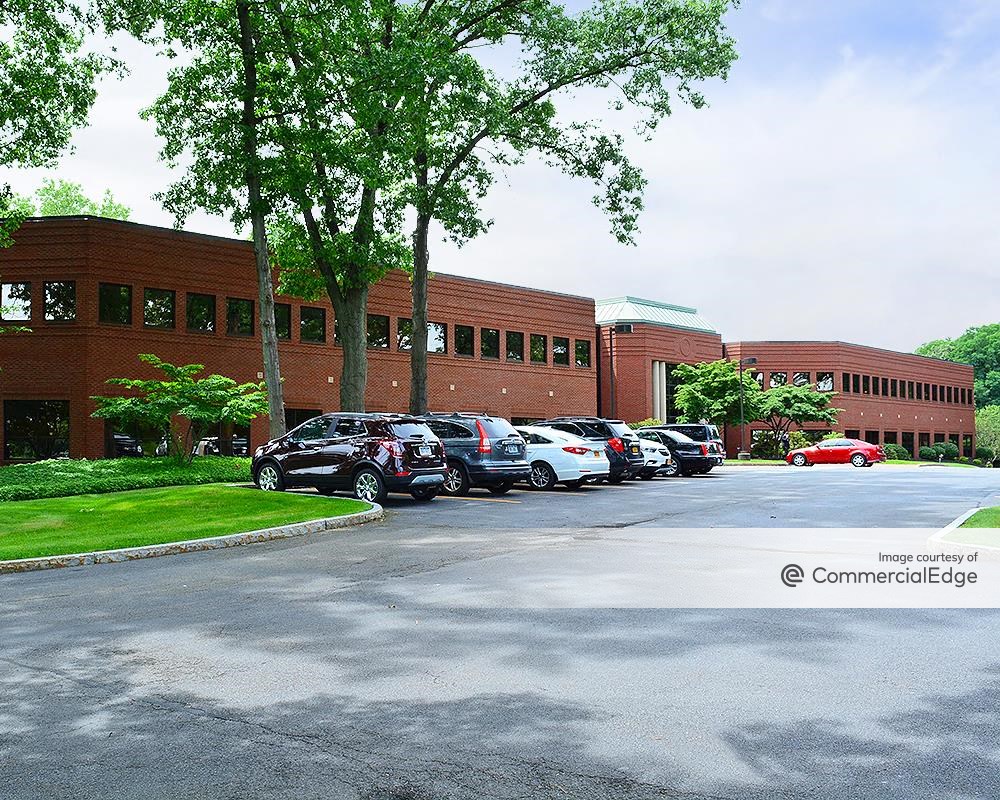 Linden Oaks Office Park - 290 & 350 Linden Oaks