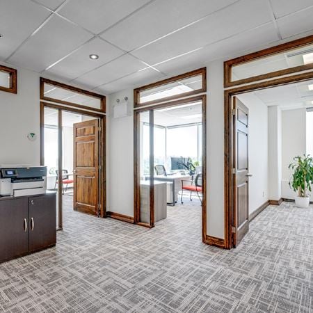 Suite 512 Space Photo Gallery 1