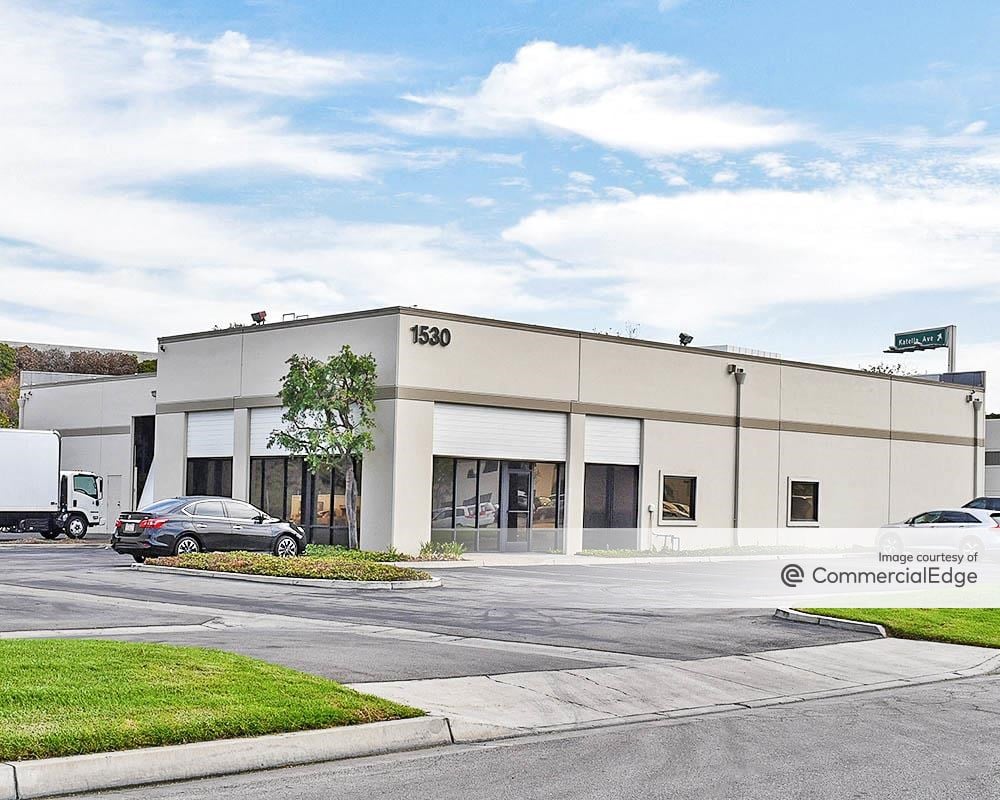 Stadium Plaza Business Park - Buildings 2, 4, 11-16 & 31
