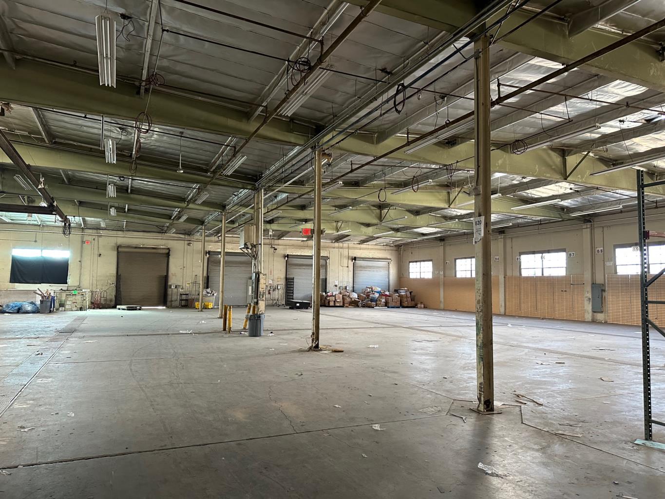 #1416 Gardena, CA Warehouse for Rent  #1416 | 1,000-24,875 sq ft