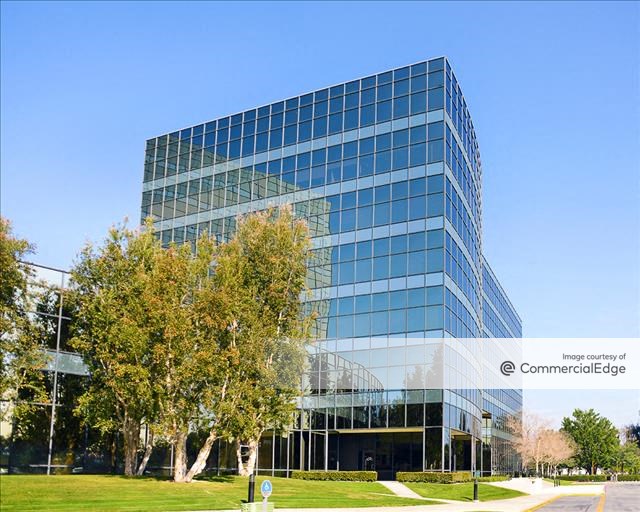 5000 Birch - East Tower