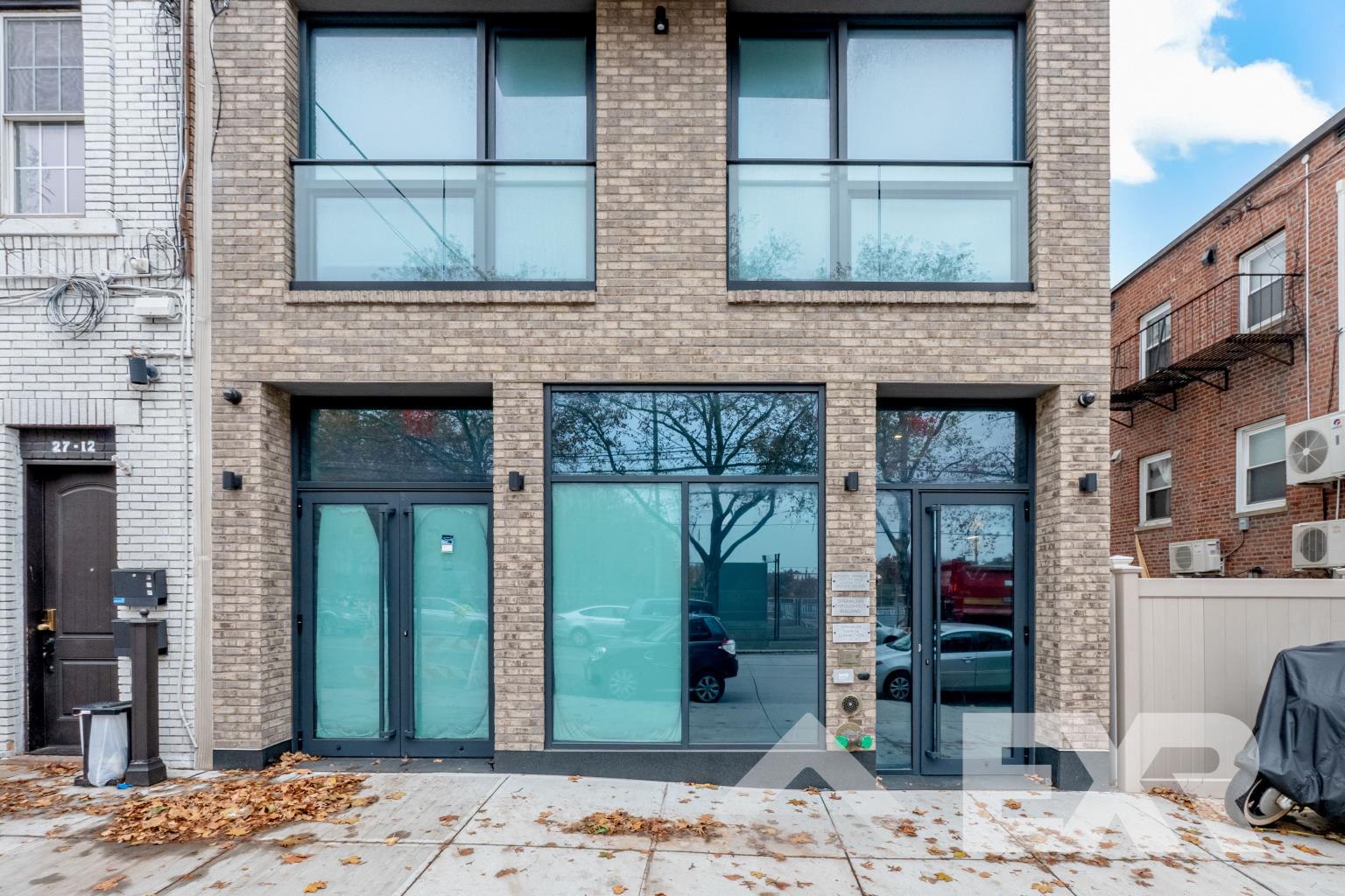 27-10 37th Ave