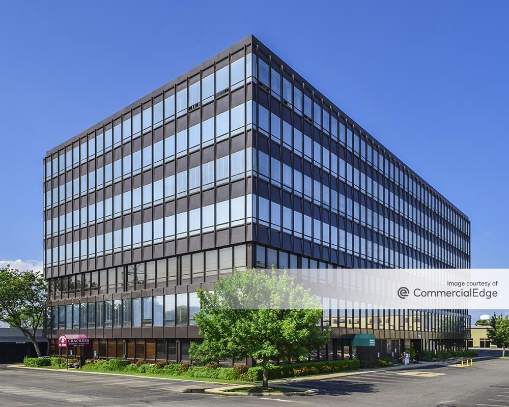 585 Stewart Avenue