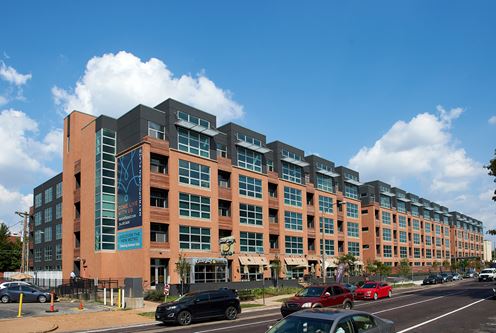 Metropolitan Flats Retail