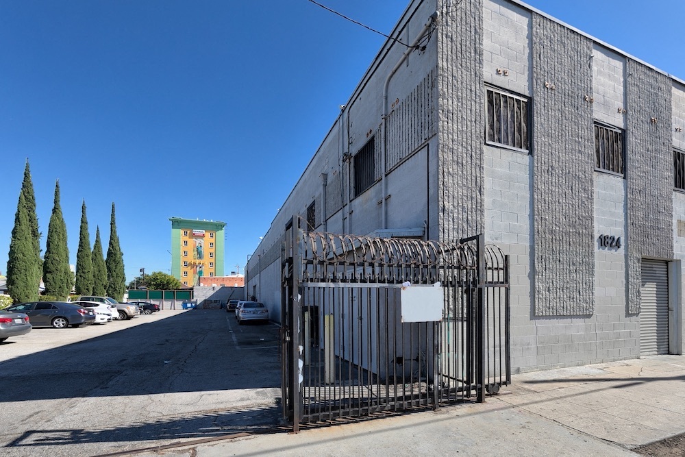 1824 S Magnolia Ave