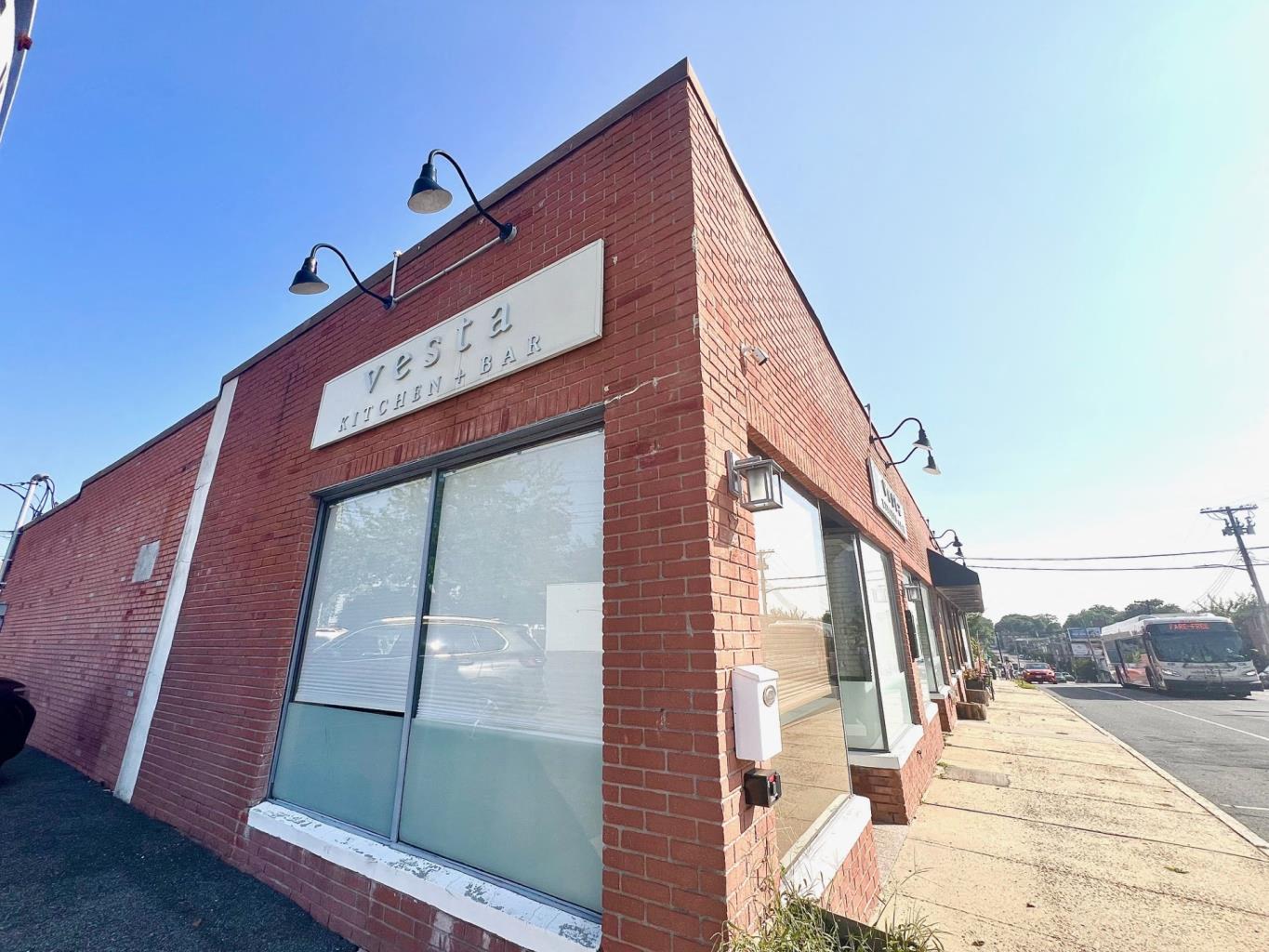 60 halstead Ave