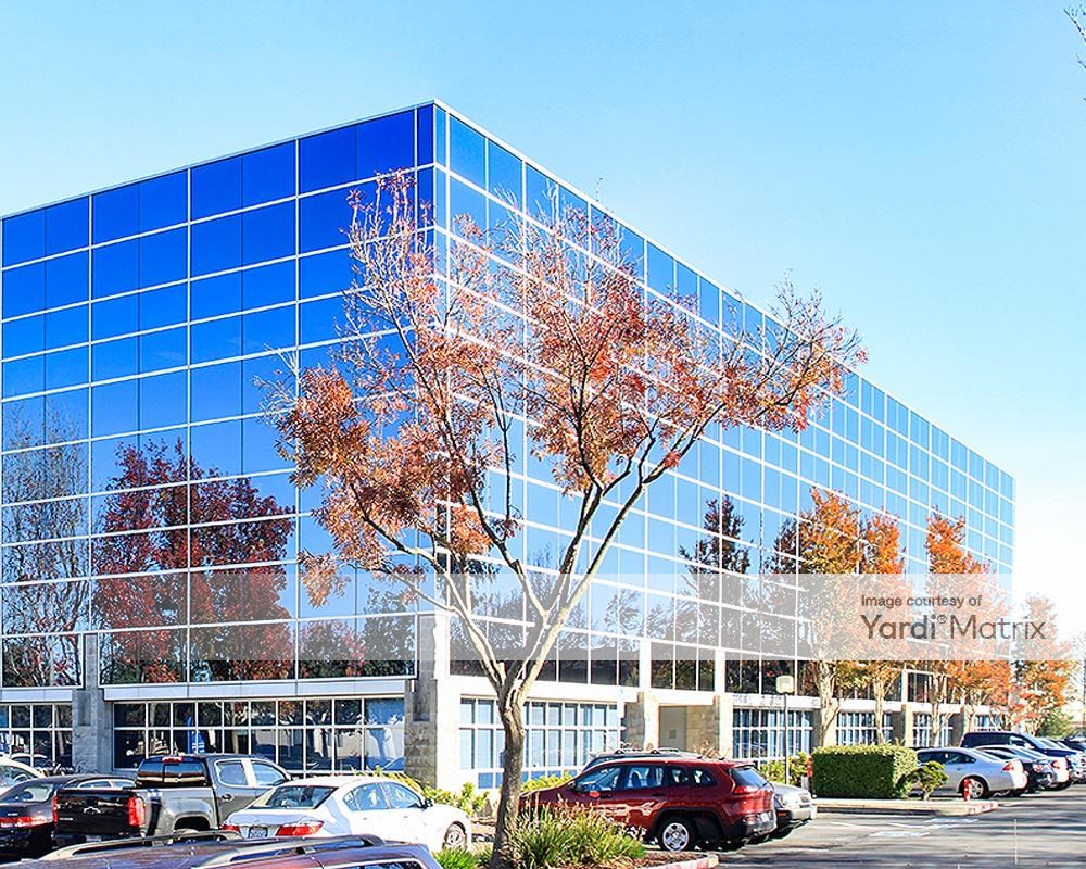 Park Plaza - 4683 Chabot Drive